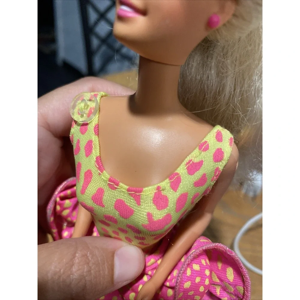 1991 Vintage Bath Magic Barbie  #5274